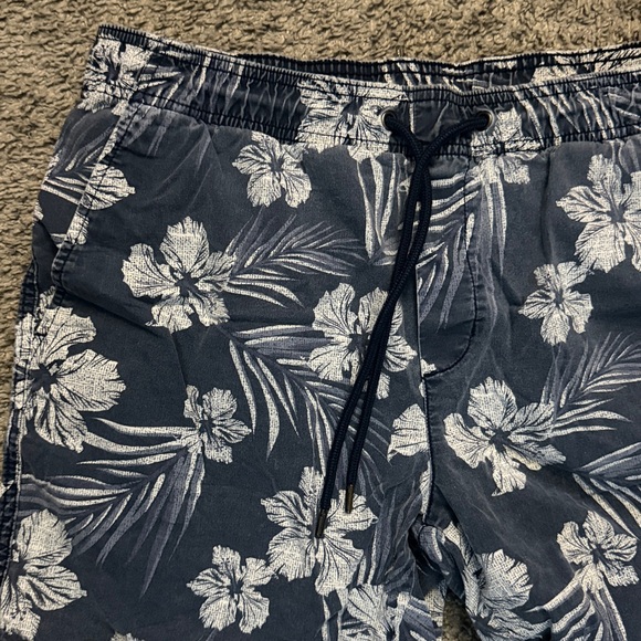 George Navy and White Patterned Shorts - Picture 5 of 10
